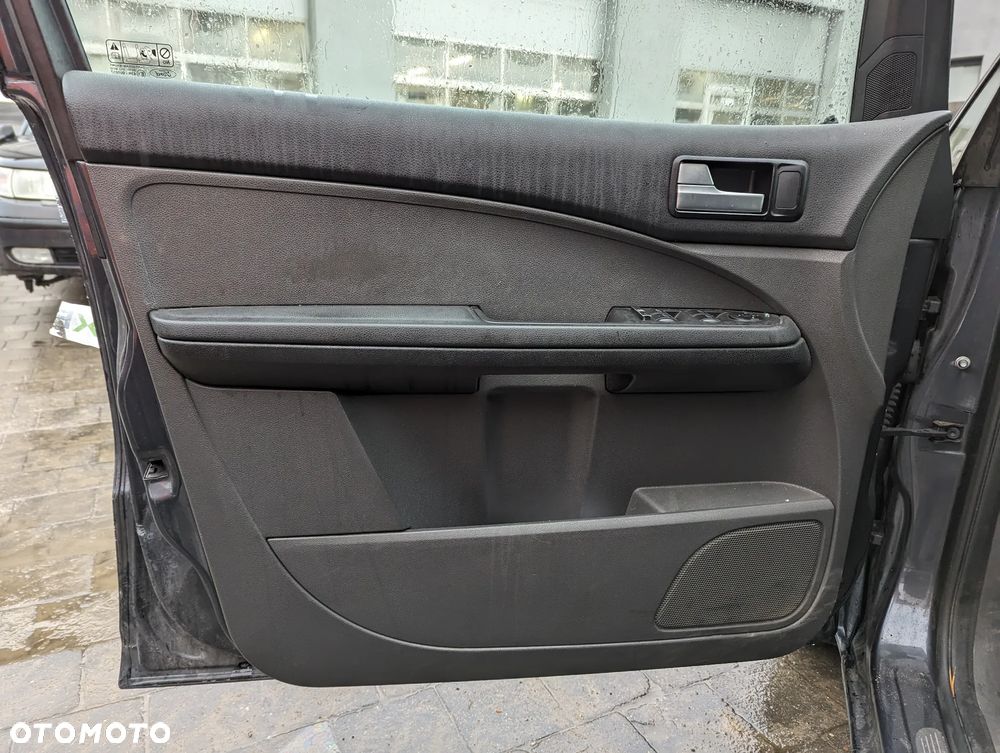 Ford Focus Cmax 1.8L 8V FWD 2006 H4 na części - 19