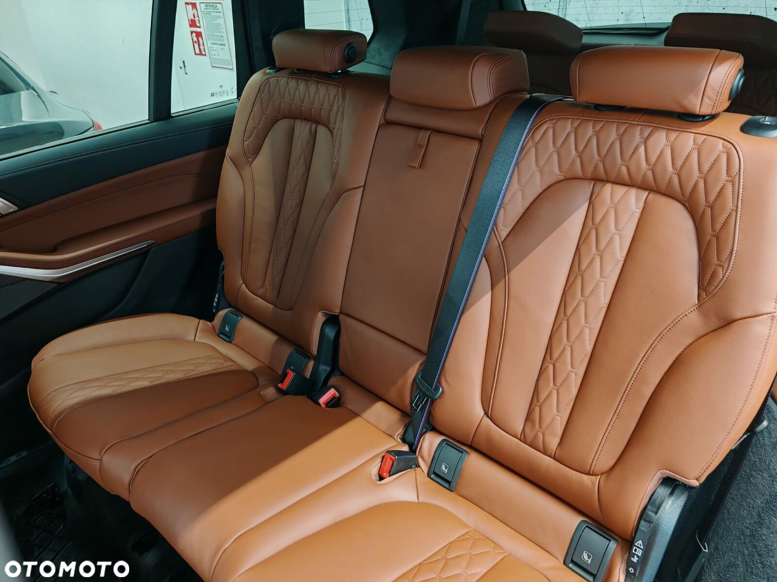 BMW X7 - 12