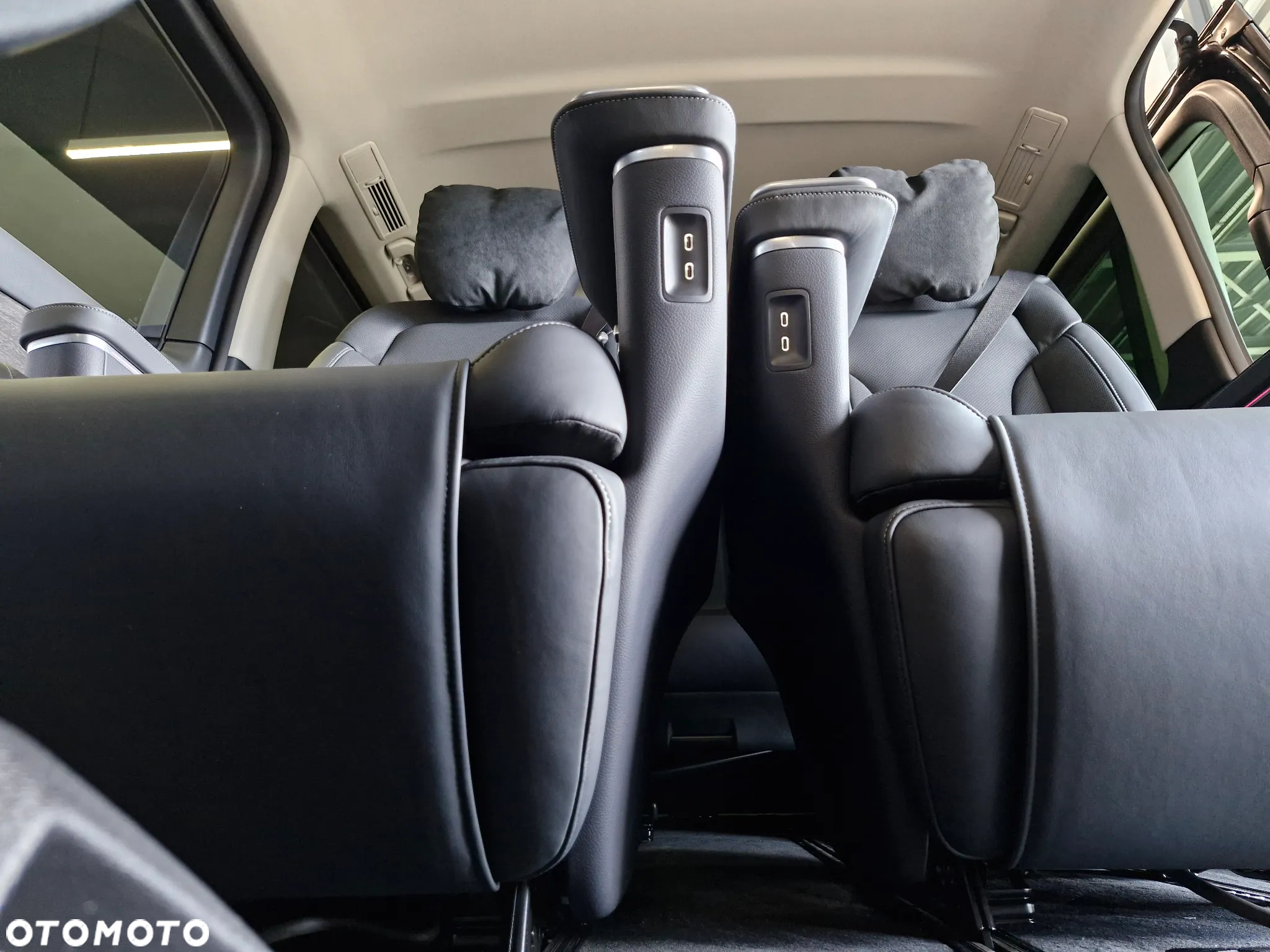 Mercedes-Benz Klasa V 300 d 4-Matic Avantgarde 9G-Tronic (ekstra d³) - 35