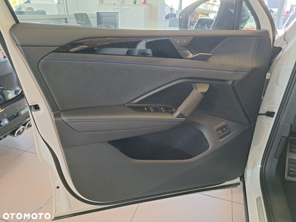 Volkswagen Tiguan - 16