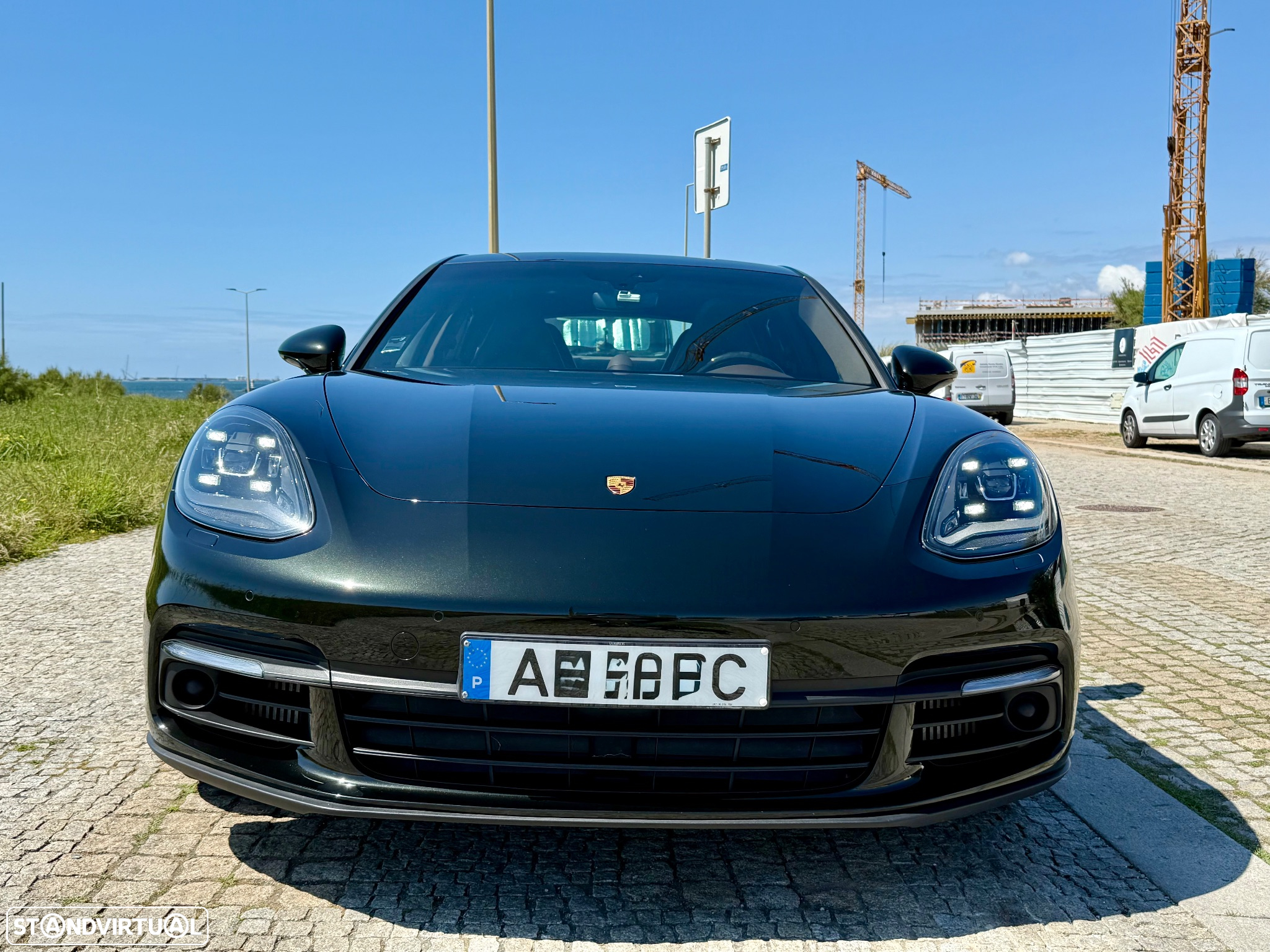 Porsche Panamera 4 E-Hybrid - 5