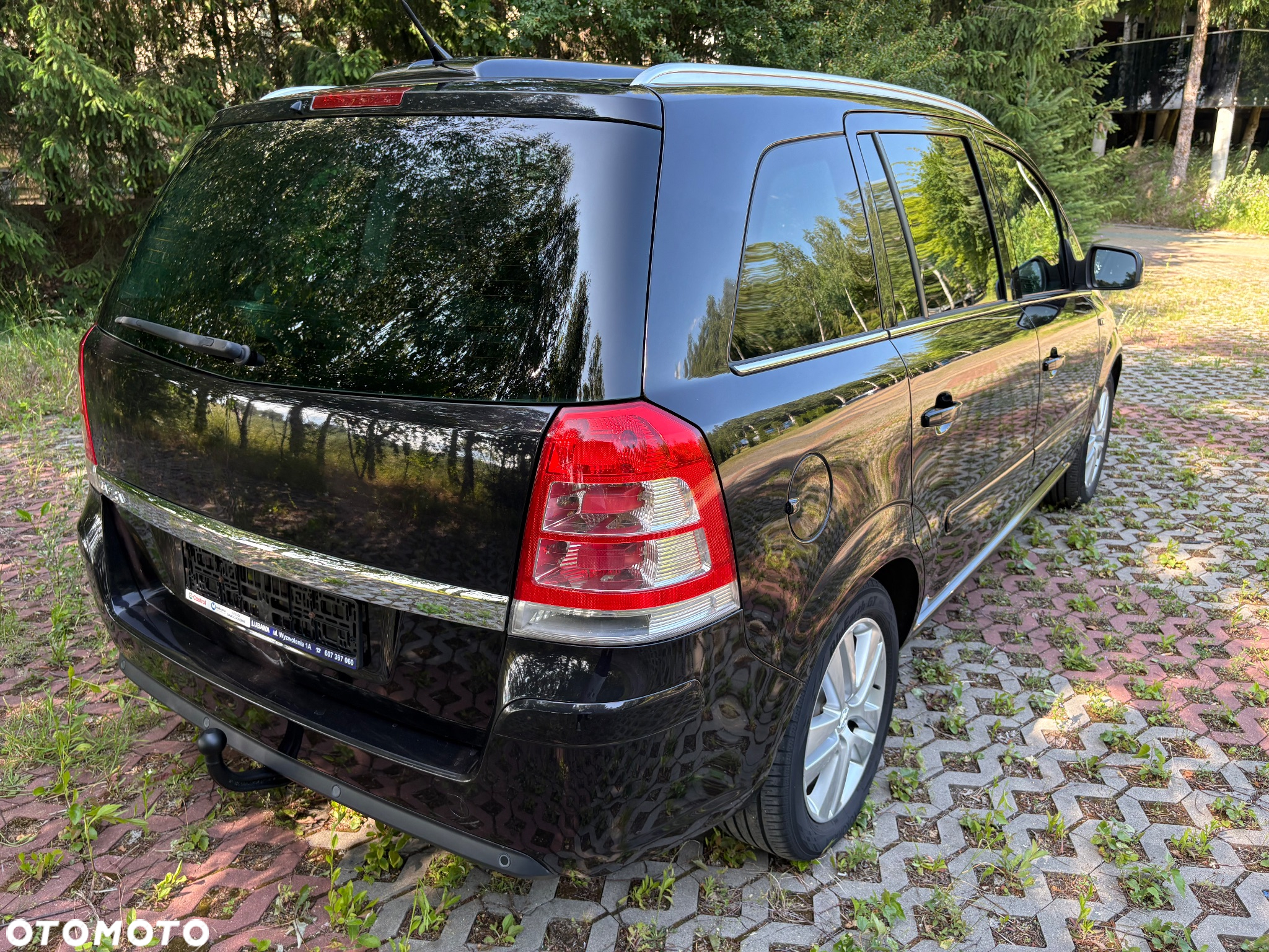 Opel Zafira 1.8 Design Edition - 34