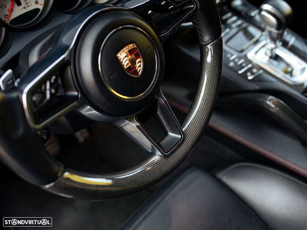 Porsche Cayenne Turbo Tiptronic S - 33