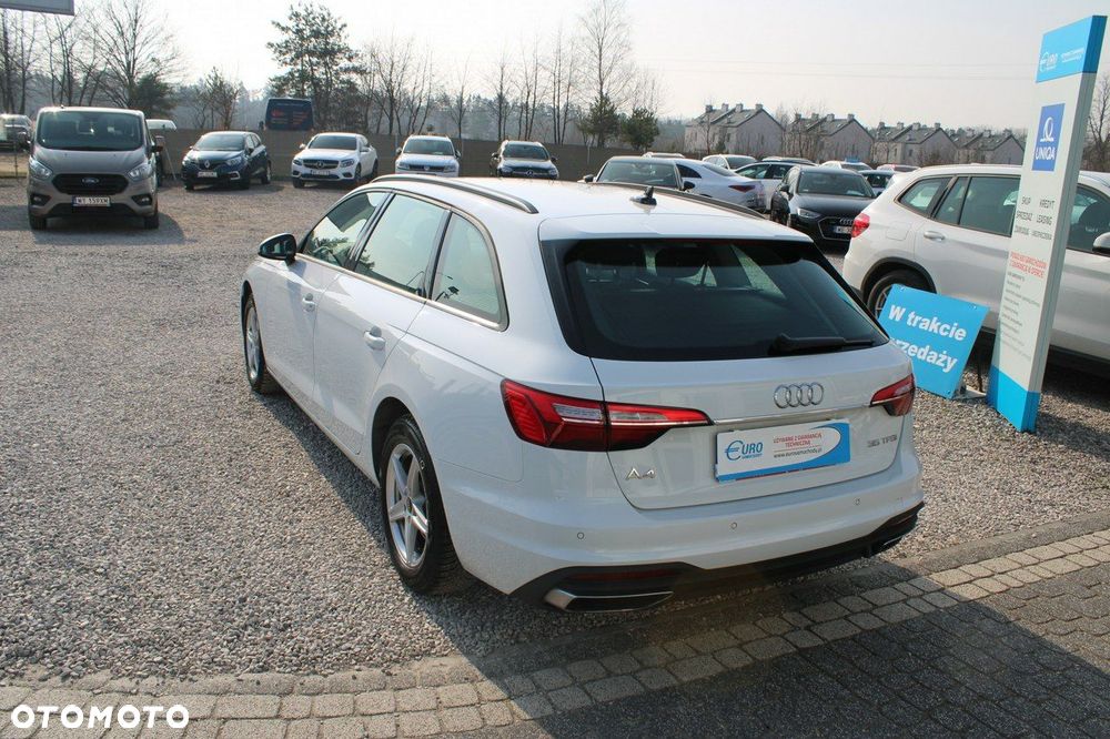 Audi A4 Avant - 8