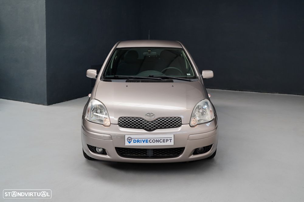 Toyota Yaris 1.0 Sol - 3