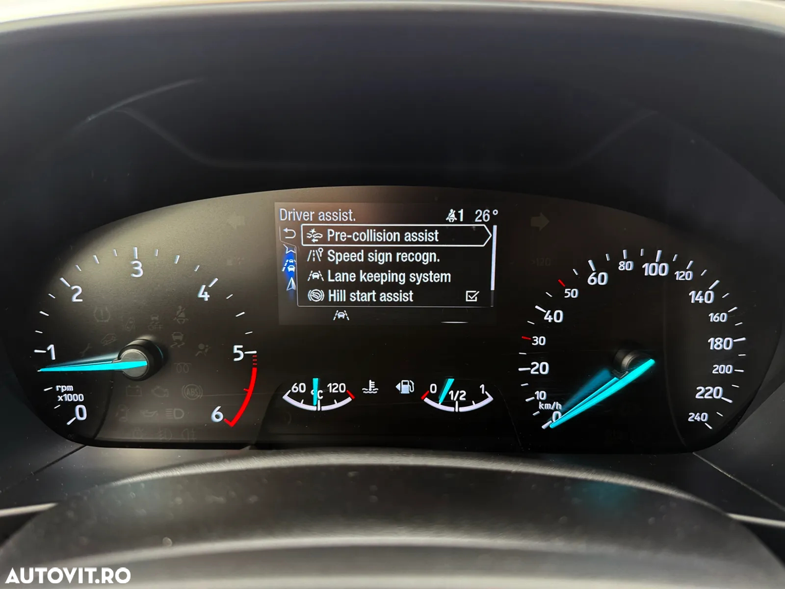 Ford Focus 1.5 EcoBlue Start-Stopp-System COOL&CONNECT - 15