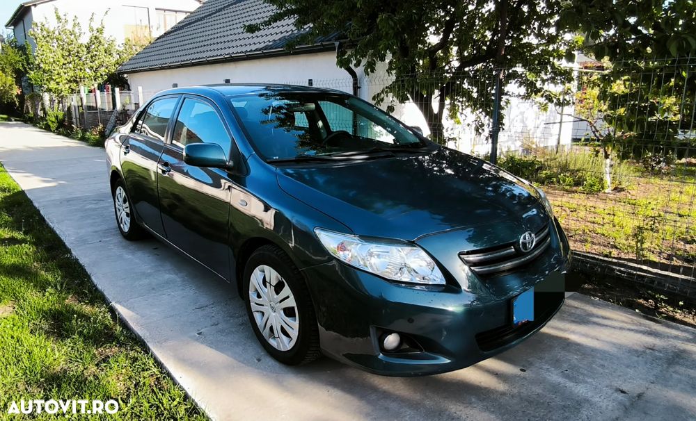 Toyota Corolla 1.4 Sdn. Terra - 6