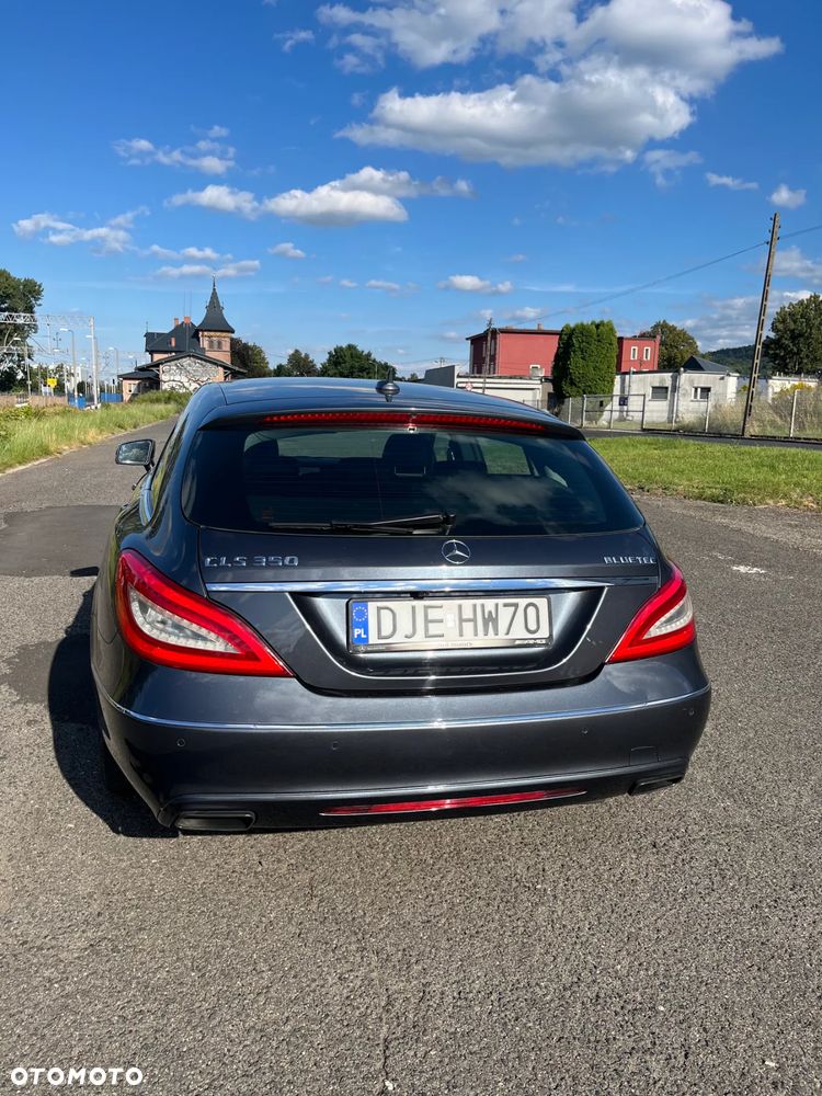 Mercedes-Benz CLS 350 CDI 4Matic 7G-TRONIC - 10