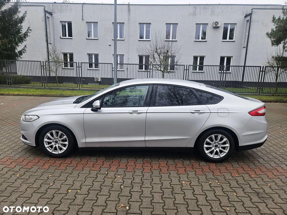 Ford Mondeo 1.6 TDCi Start-Stopp Titanium - 4