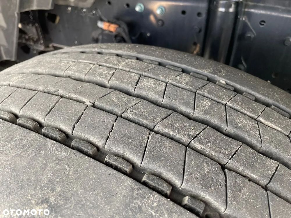 MAN TGX 18.470 4x2 BL SA - 11