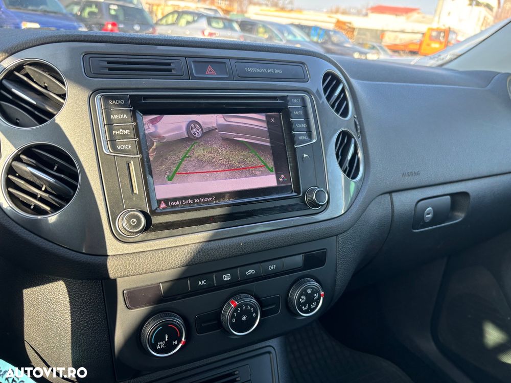 Volkswagen Tiguan - 21