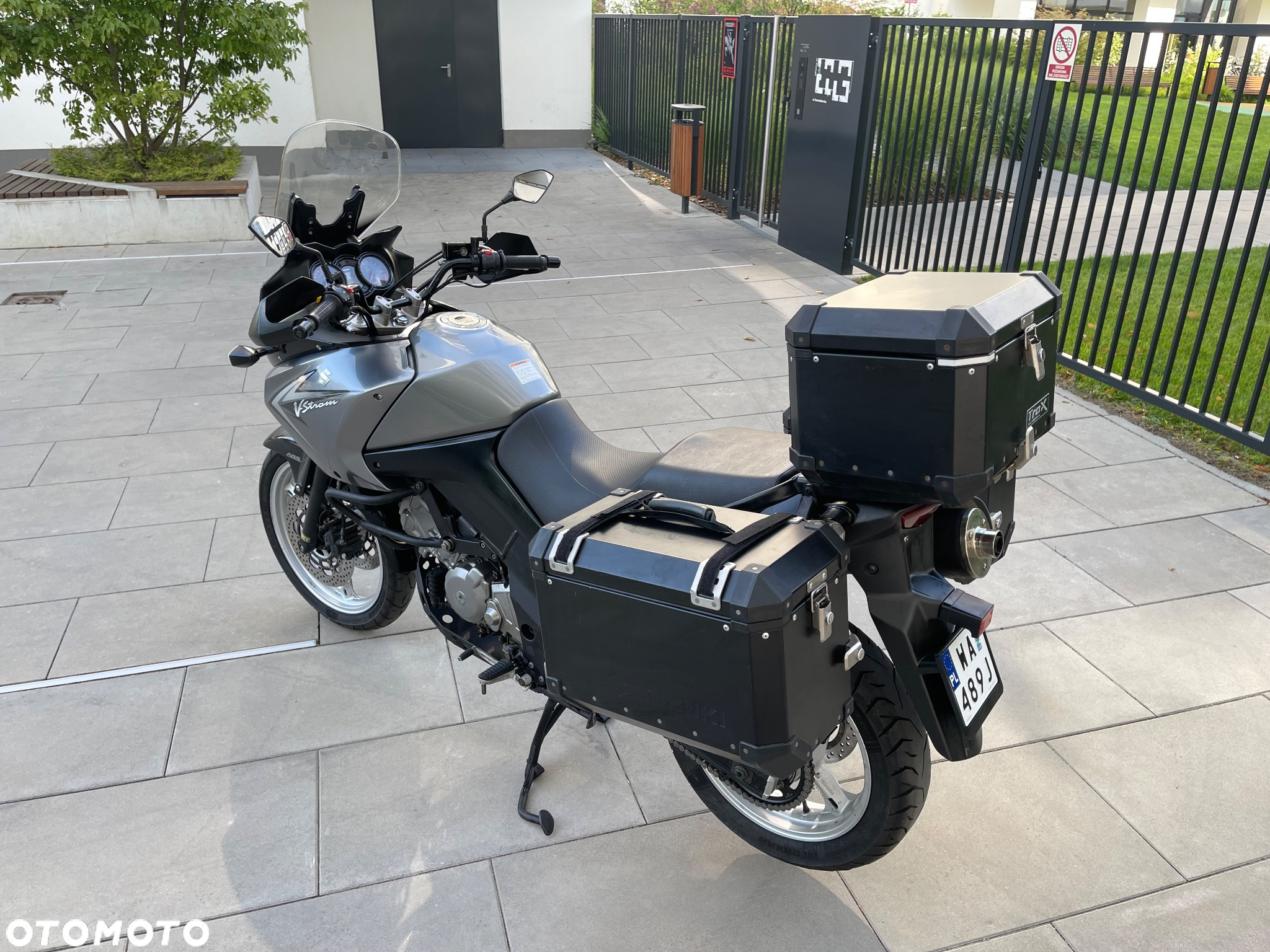 Suzuki DL - 5