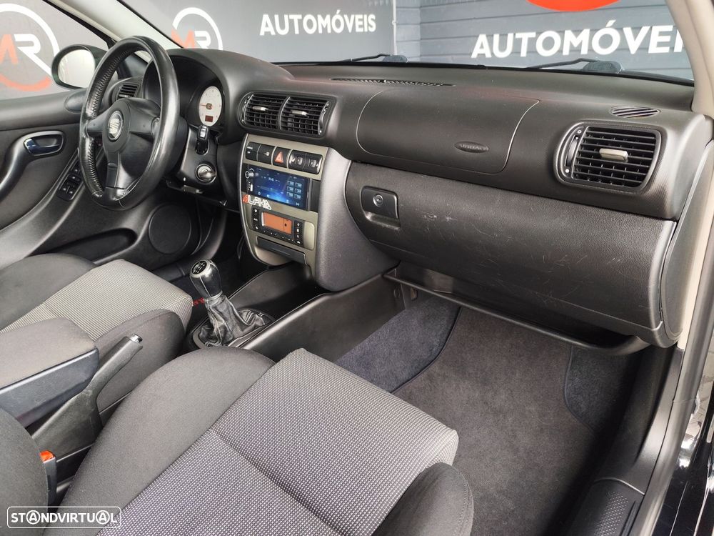 SEAT Leon 1.9 TDI FR - 26