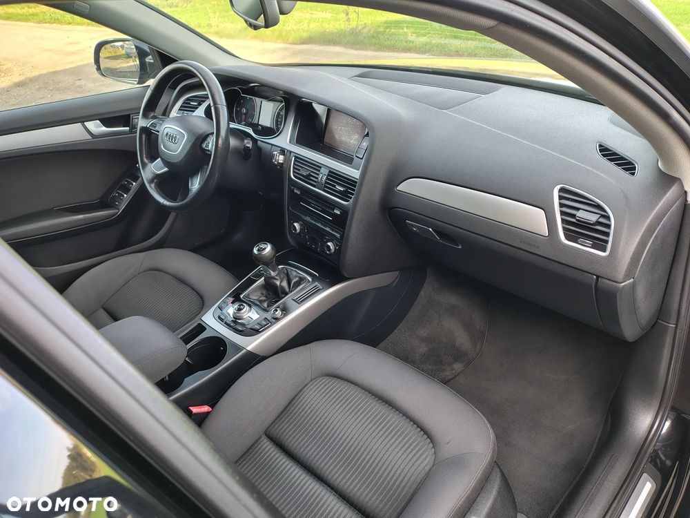 Audi A4 Avant 2.0 TDI DPF Ambiente - 18