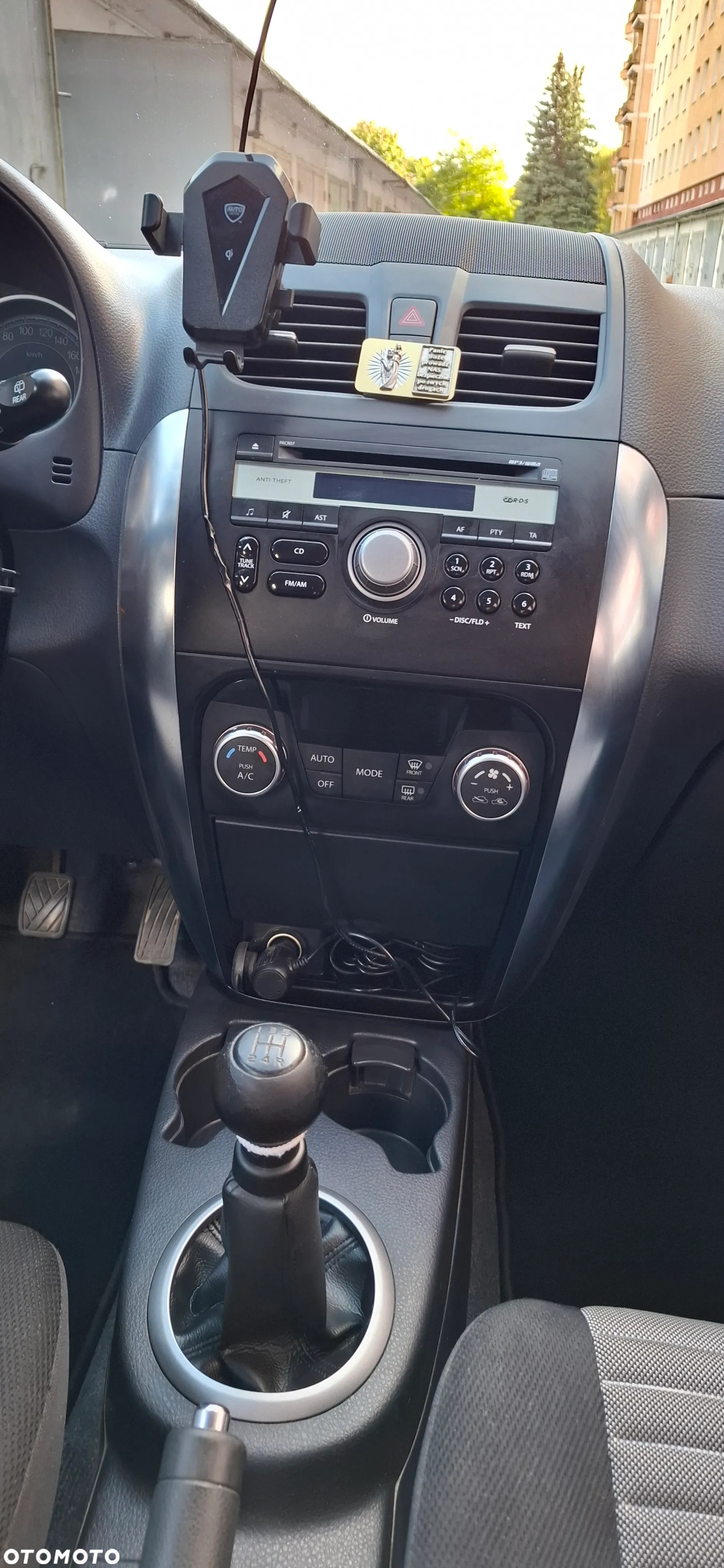Suzuki SX4 1.6 Comfort - 23