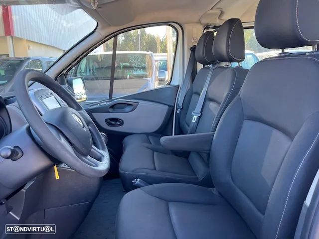 Renault TRAFIC 6lug. 120cv - 10