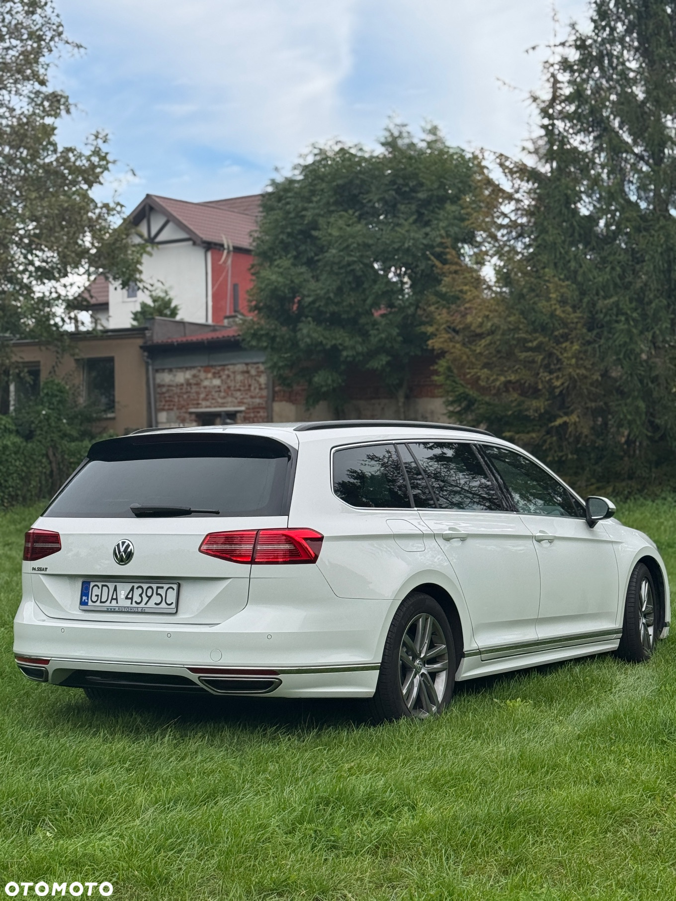 Volkswagen Passat 2.0 TDI (BlueMotion Technology) DSG Highline - 4