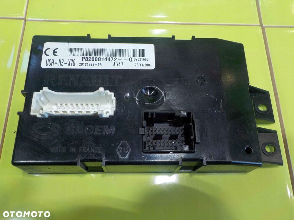 RENAULT MASTER II LIFT 2.5 DCI 08r modul sterownik UCH P8200814472 - 1