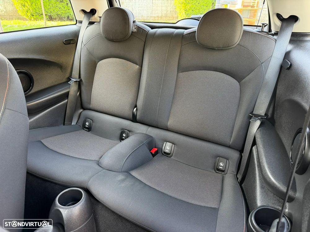 MINI 3 Portas One D Blackyard - 7