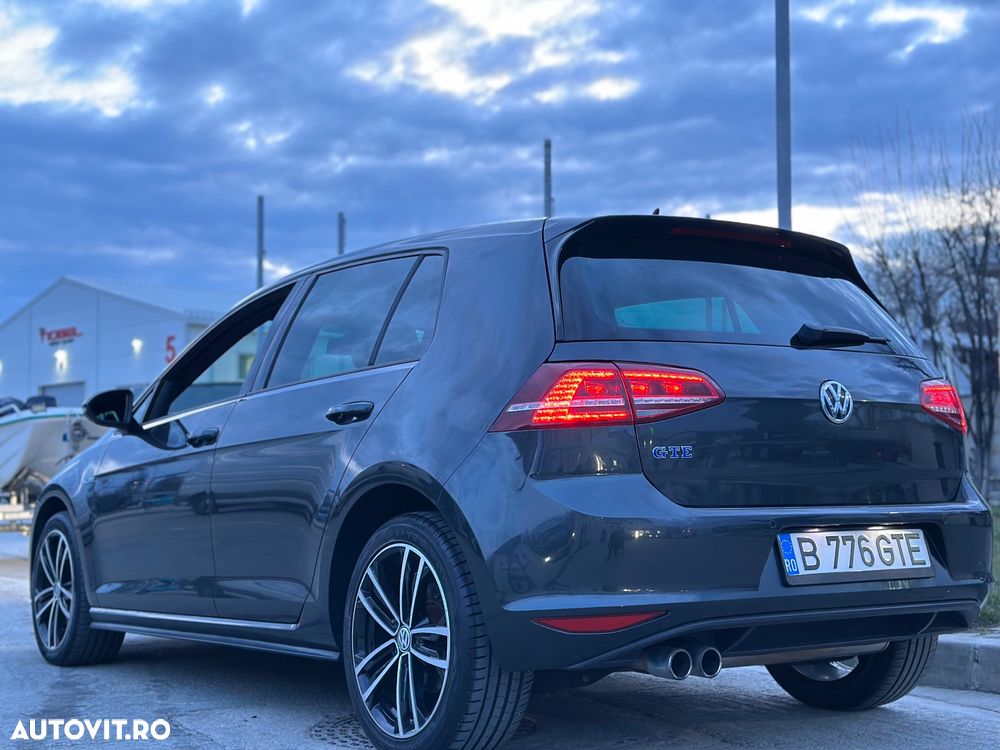 Volkswagen Golf - 15