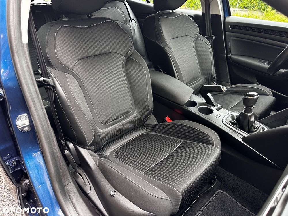 Renault Megane ENERGY TCe 100 LIMITED - 28