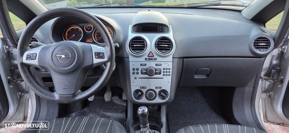 Opel Corsa 1.3 CDTi Enjoy - 22