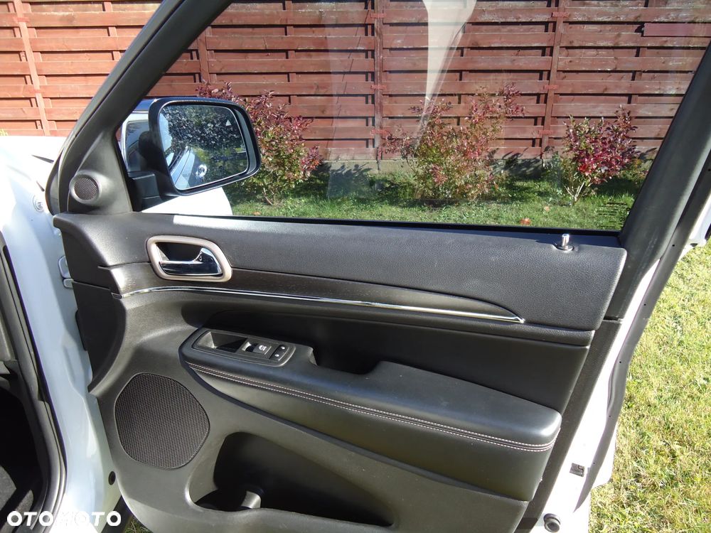 Jeep Grand Cherokee 3.6 V6 Limited - 27
