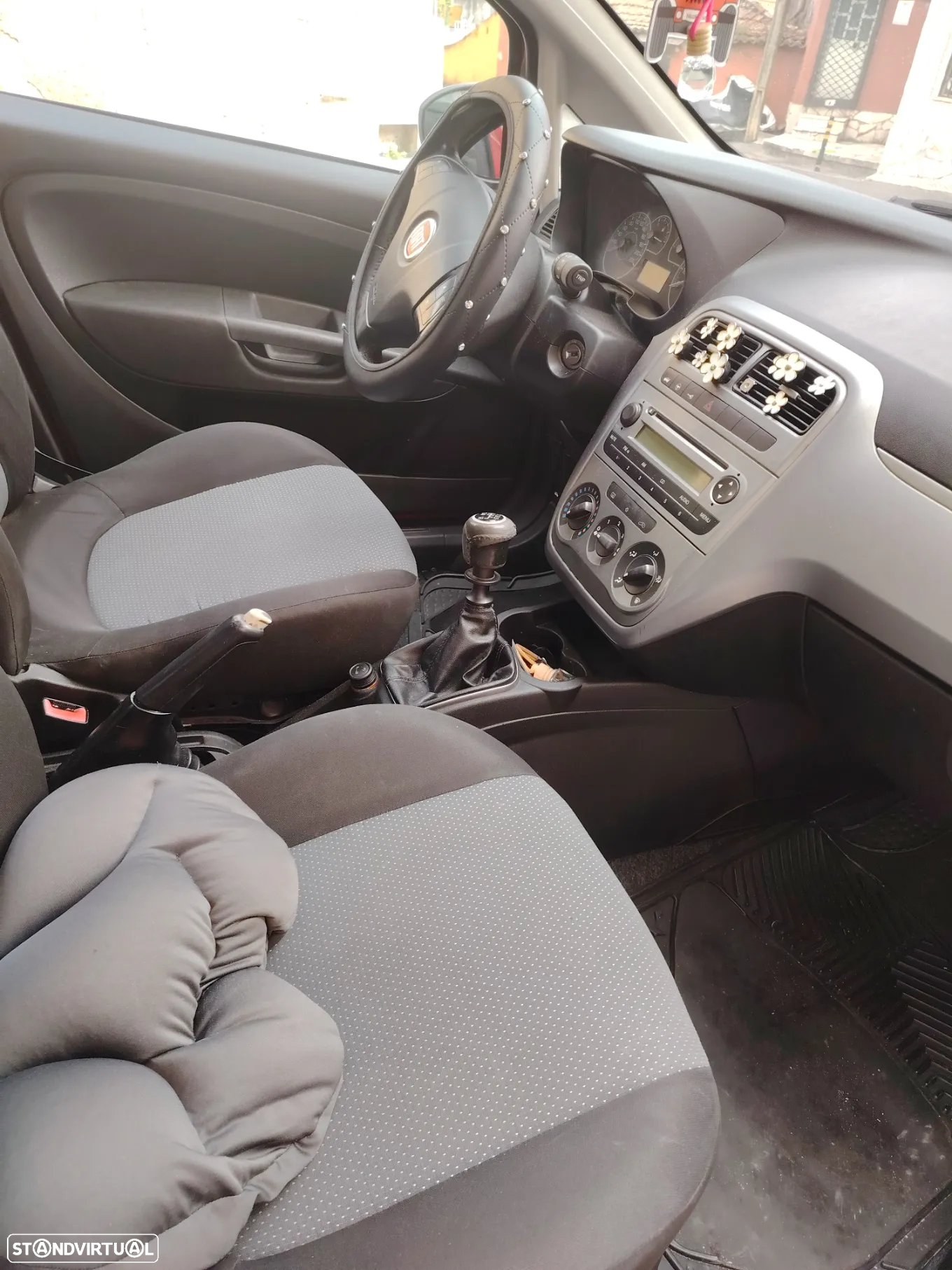 Fiat Grande Punto - 8
