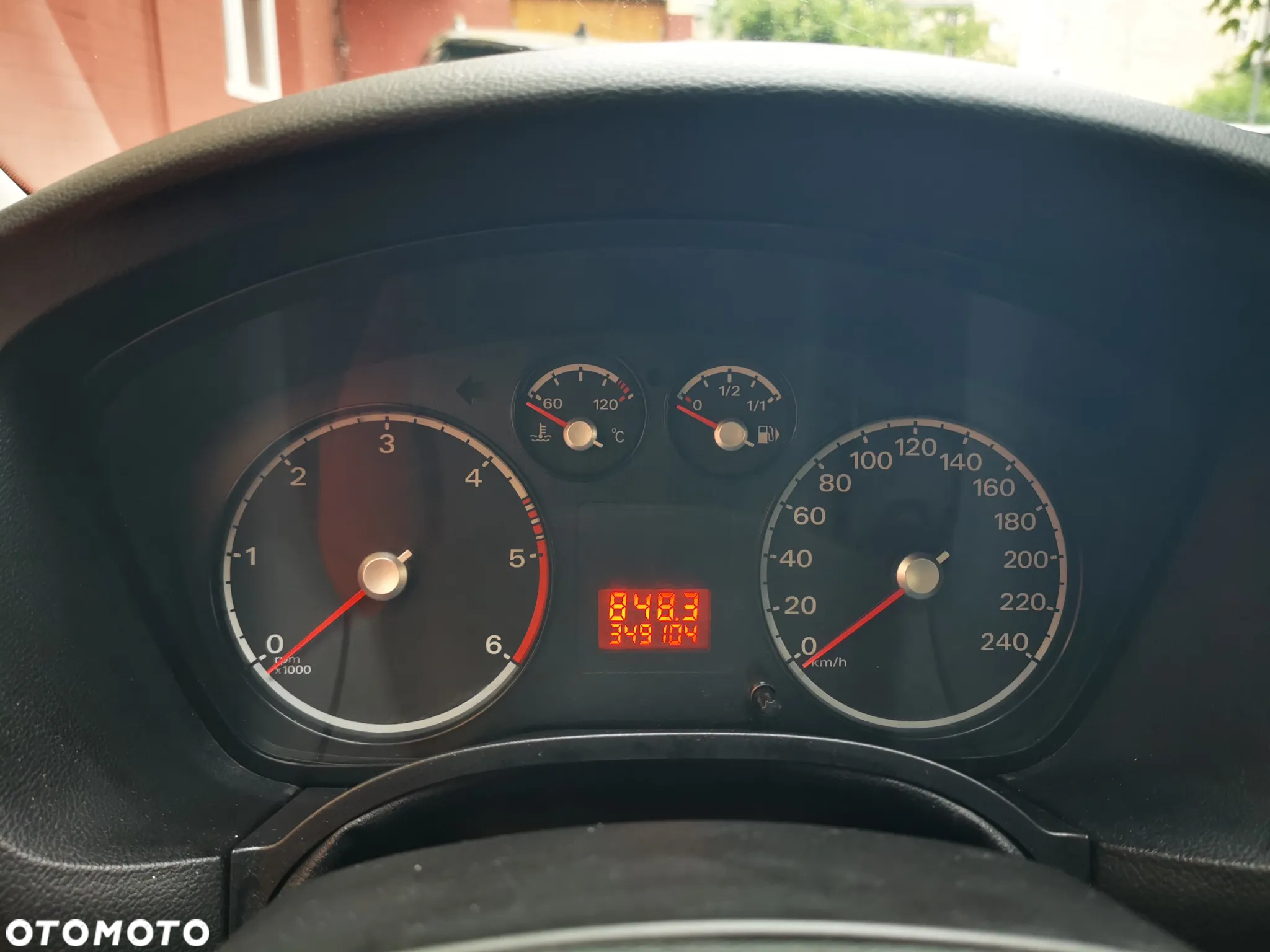 Ford Focus 1.8 TDCi Ambiente - 4