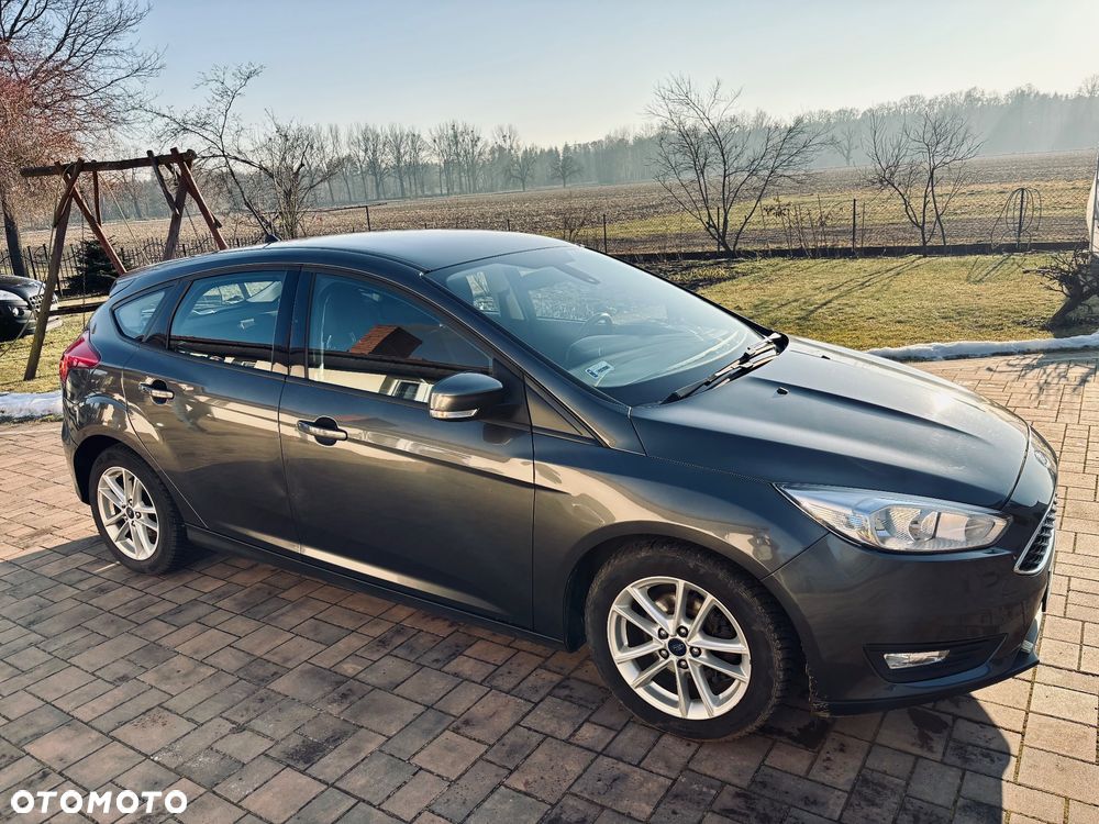 Ford Focus 1.6 Trend PowerShift - 2