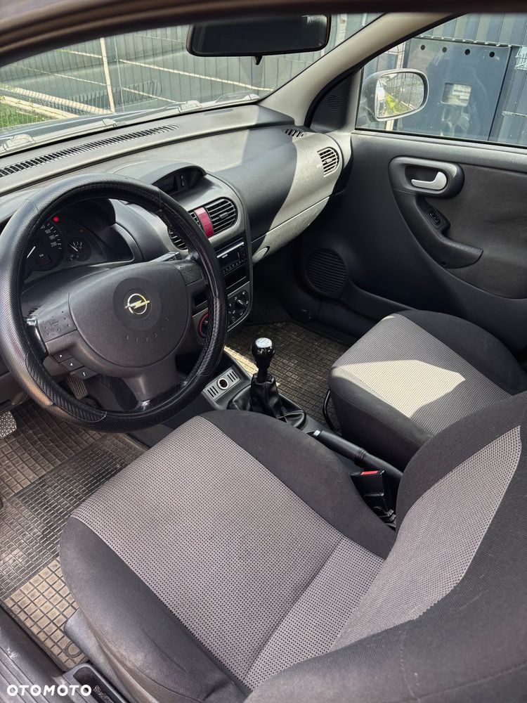 Opel Corsa 1.3 CDTI - 10