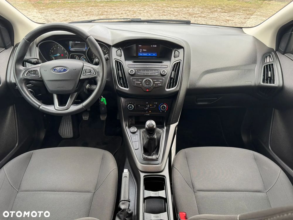 Ford Focus - 23