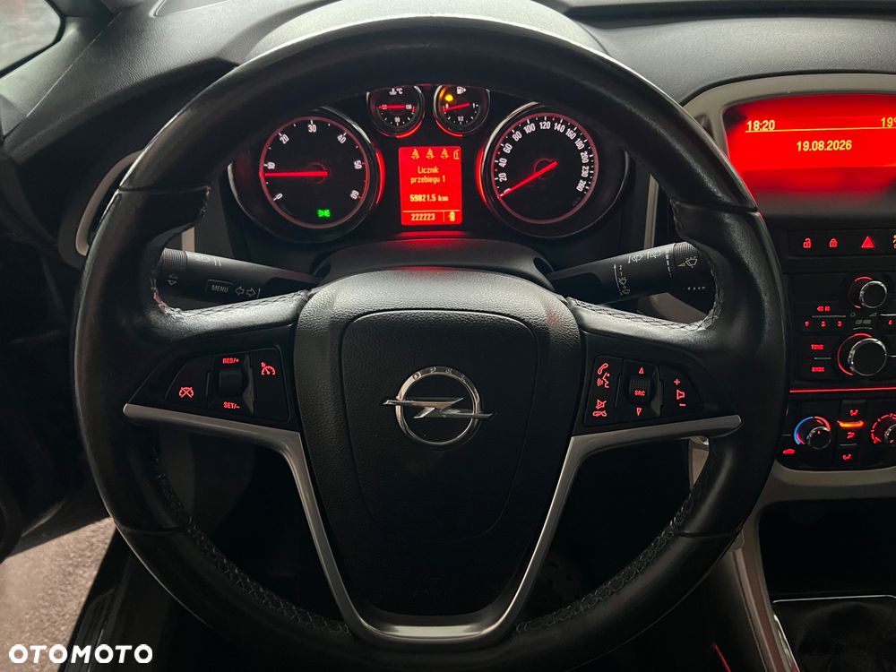 Opel Astra 1.7 CDTI Cosmo - 27