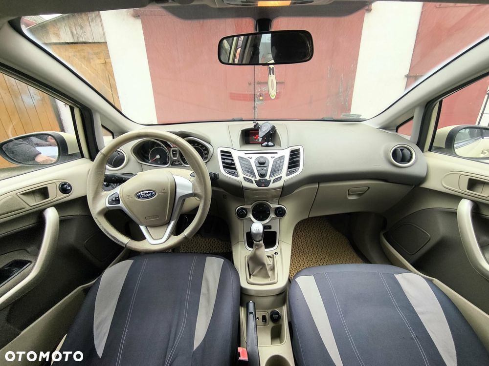 Ford Fiesta 1.25 Ghia - 5