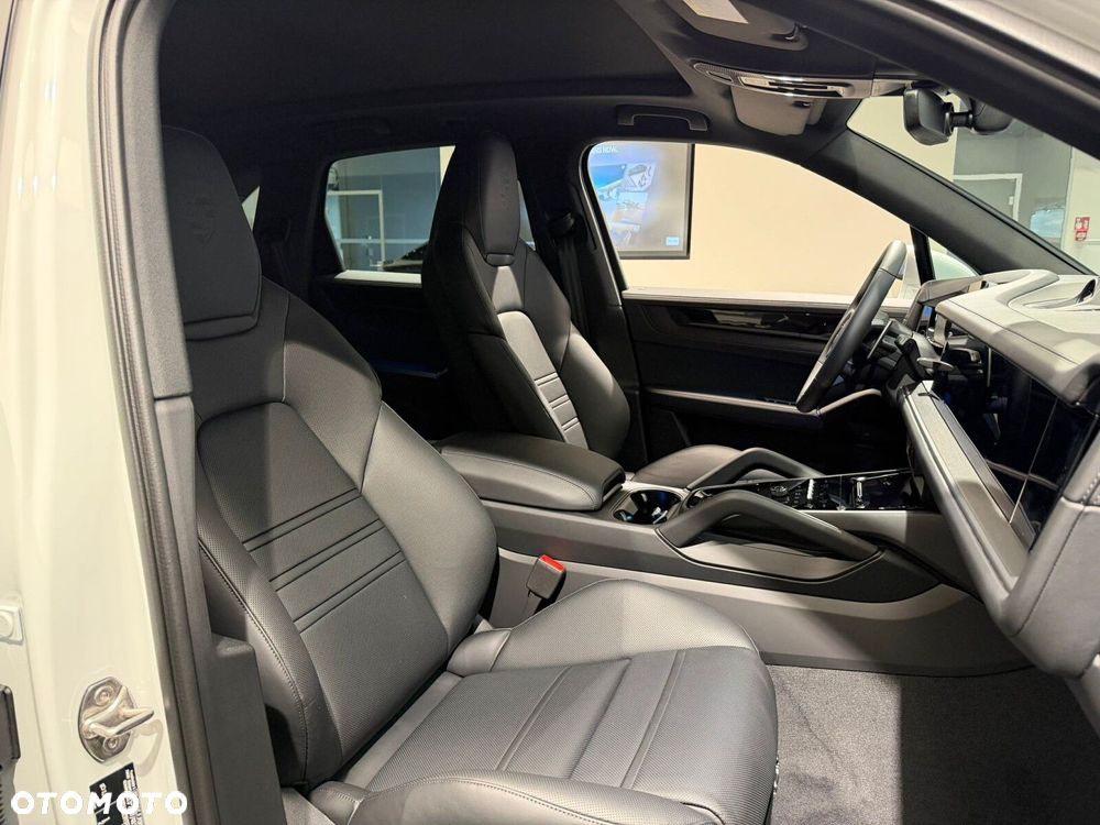 Porsche Cayenne Black Edition - 31
