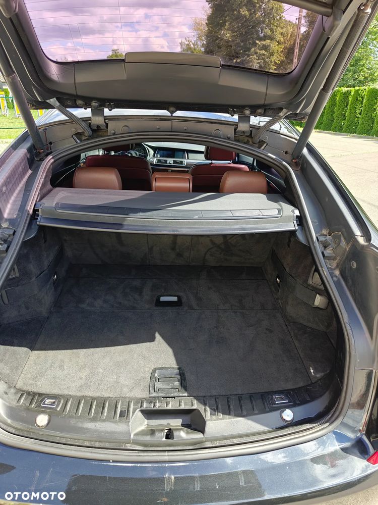 BMW Seria 5 535i - 22