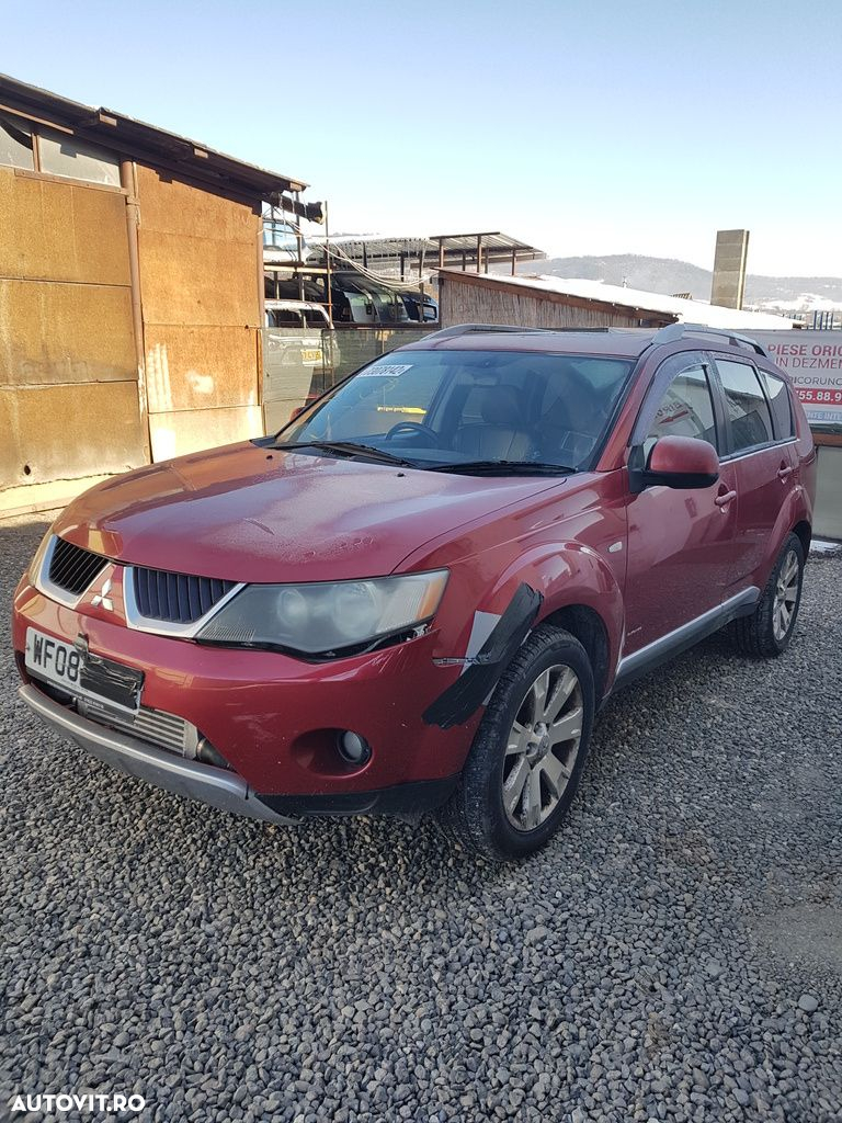 Dezmembrari dezmembrez  Mitsubishi Outlander 2.0 D, 2.2 D - 4