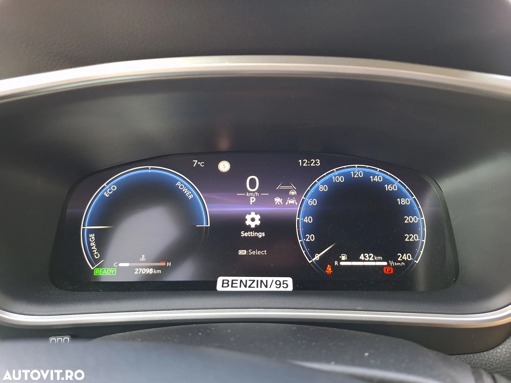Toyota Corolla Cross - 14