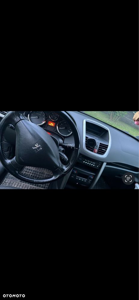 Peugeot 207 2007 photo 4