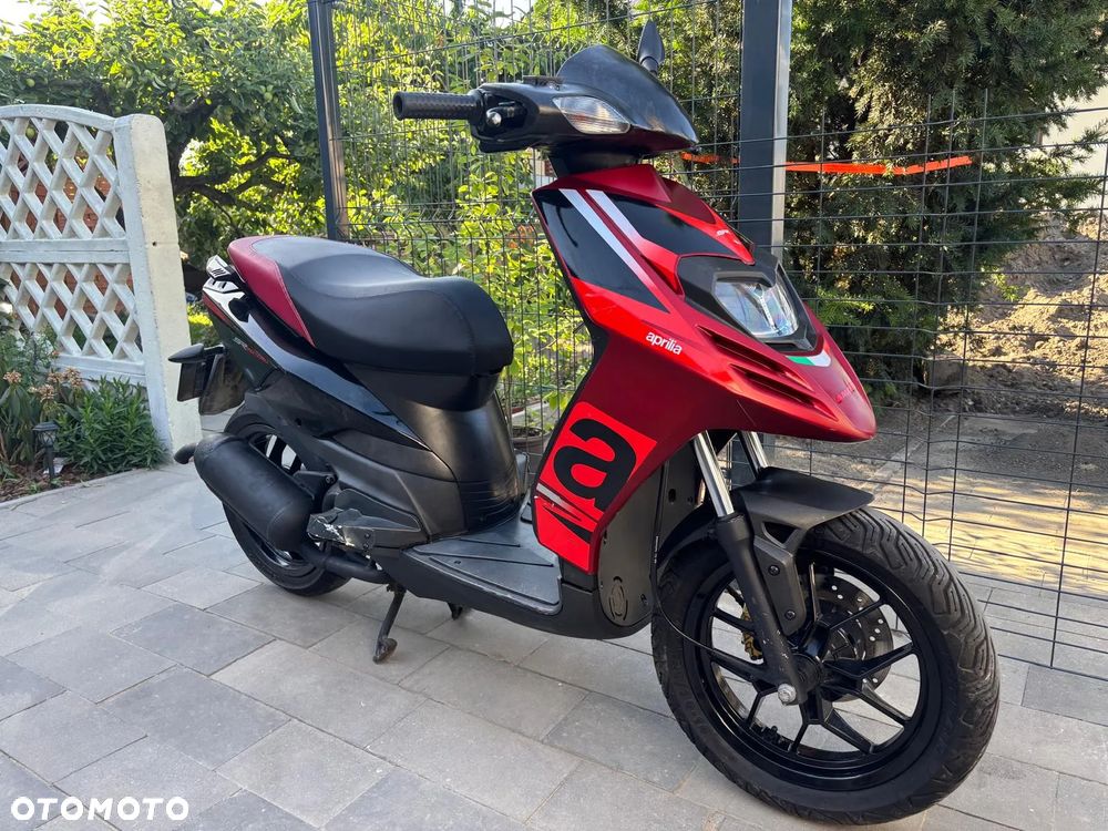 Aprilia SR - 10
