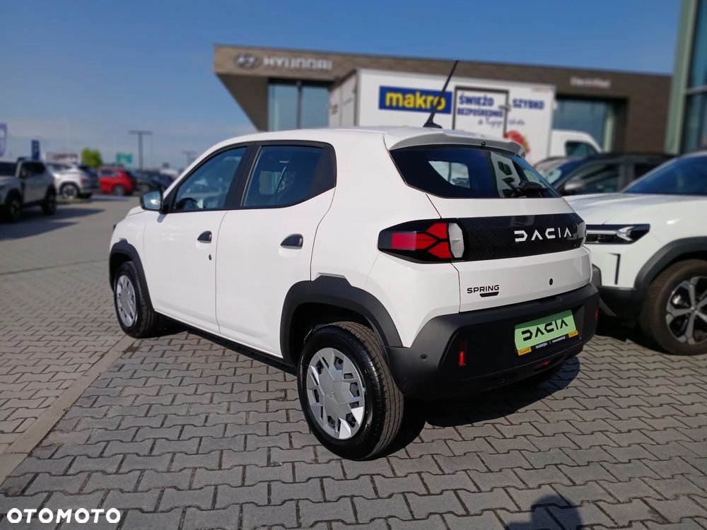 Dacia Spring - 3