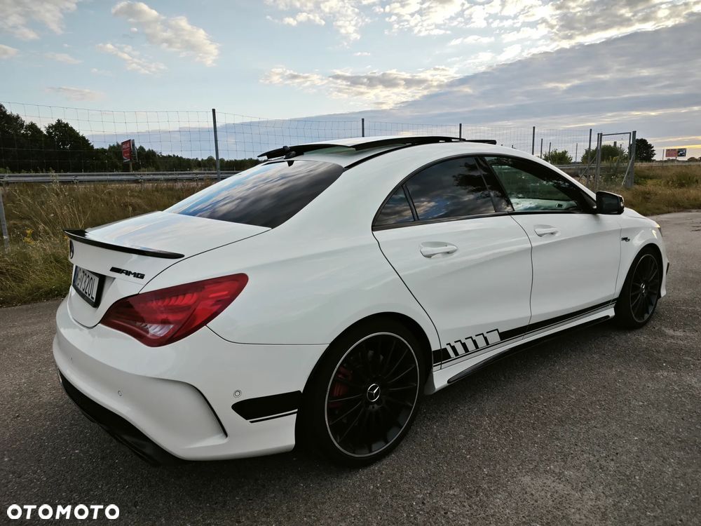 Mercedes-Benz CLA 45 AMG 4-Matic - 4