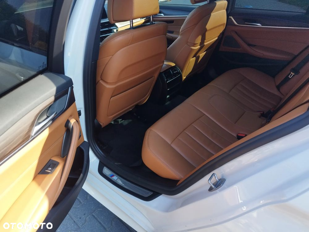 BMW Seria 5 530d xDrive M Sport sport - 26