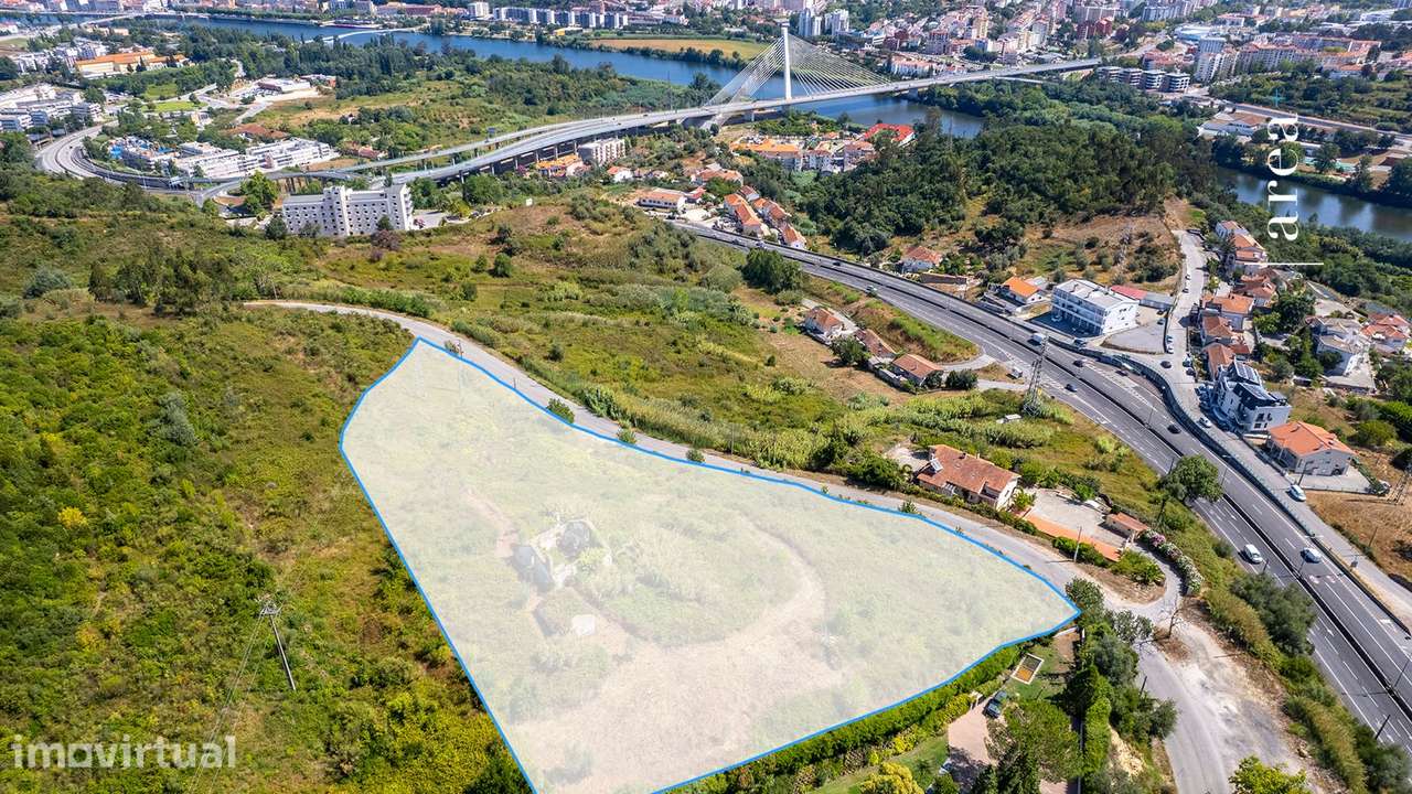 Imóvel Exclusivo | o Terreno do Alto de Santa Clara - Grande imagem: 5/5