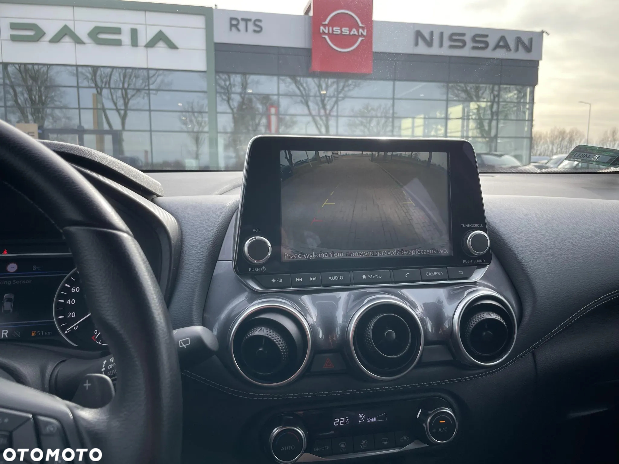 Nissan Juke 1.0 DIG-T N-Connecta DCT - 19