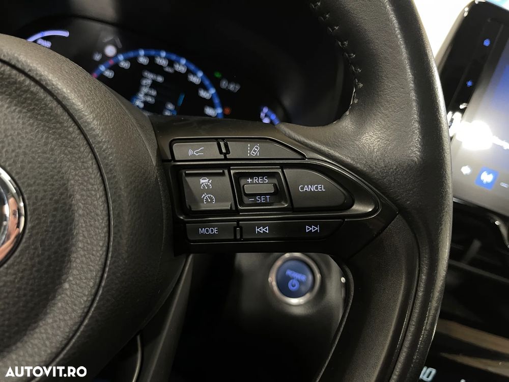 Toyota Yaris Cross 1.5 VVT-i HSD 4x2 Exclusive Elegant - 24