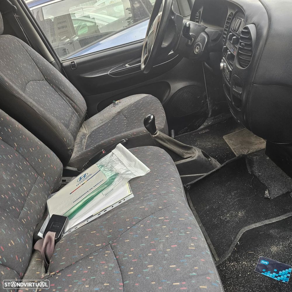 Hyundai H-1 - 11