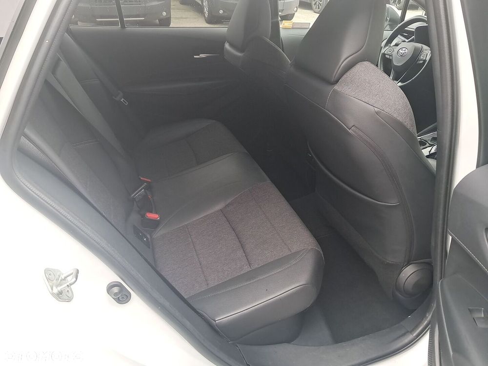 Toyota Corolla 1.8 Hybrid Comfort - 14