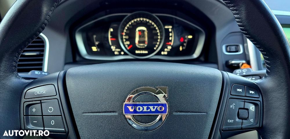 Volvo XC 60 D4 AWD Geartronic Kinetic - 16