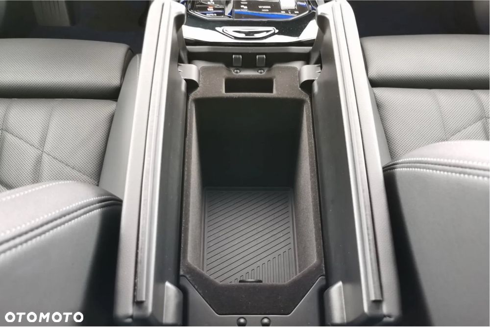 BMW Seria 5 - 12